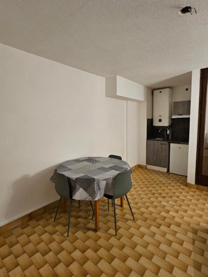 Studio Cabine Clim Wifi Parking Draps - 1 Etoile - Self Check-In Possible La Grande-Motte Eksteriør billede